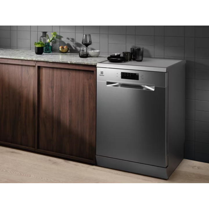Lave-vaisselle pose libre 60cm SatelliteClean® ELECTROLUX ESM48310SX gris | Ménachoc