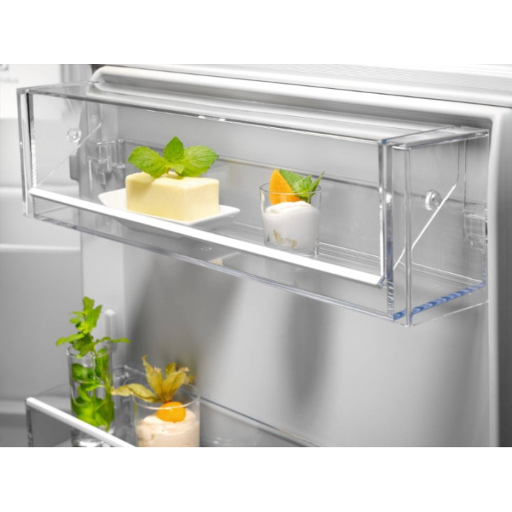 Réfrigérateur combiné encastrable ELECTROLUX LNT6ME18S TwinTech® | Ménachoc