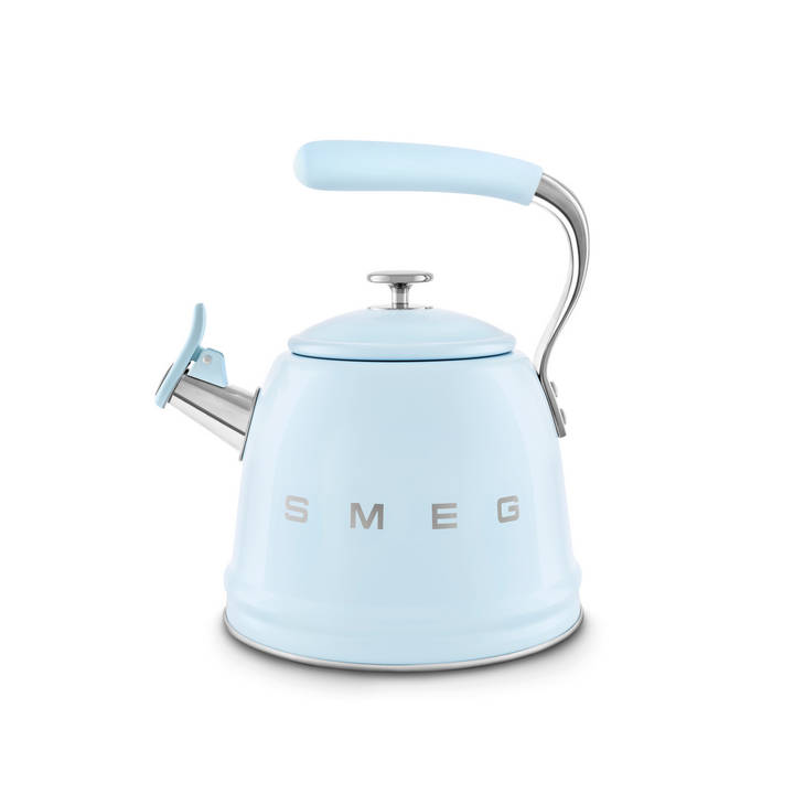Bouilloire sifflante SMEG Bleu azur WKF01PB vue latérale