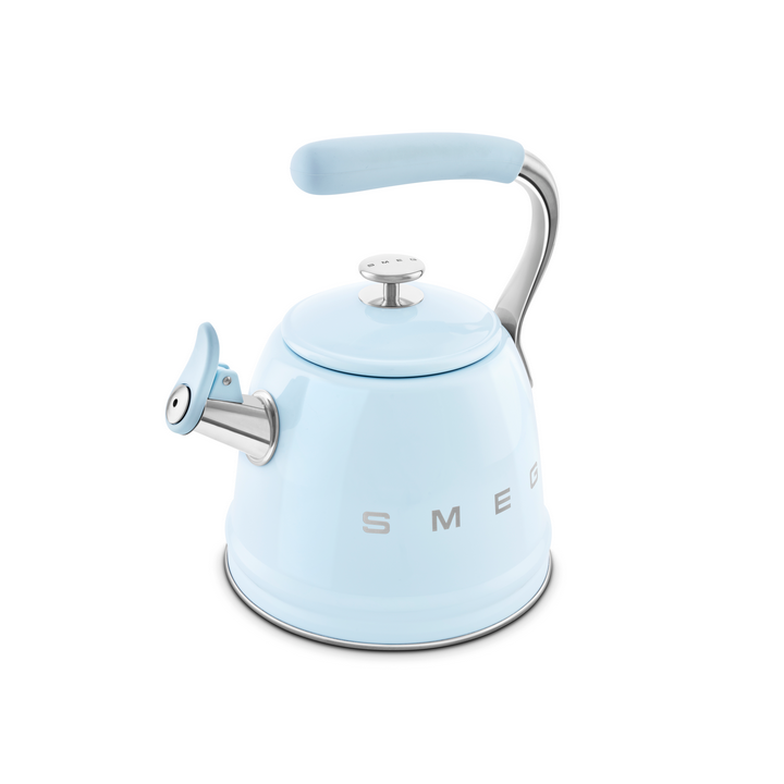 Bouilloire sifflante SMEG Bleu azur WKF01PB vue plongée bec verseur ouvert