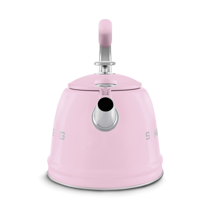 Bouilloire sifflante SMEG Rose WKF01PK – Design délicat et performant | Ménachoc