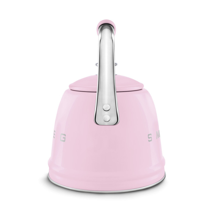 Bouilloire sifflante SMEG Rose WKF01PK – Design délicat et performant | Ménachoc