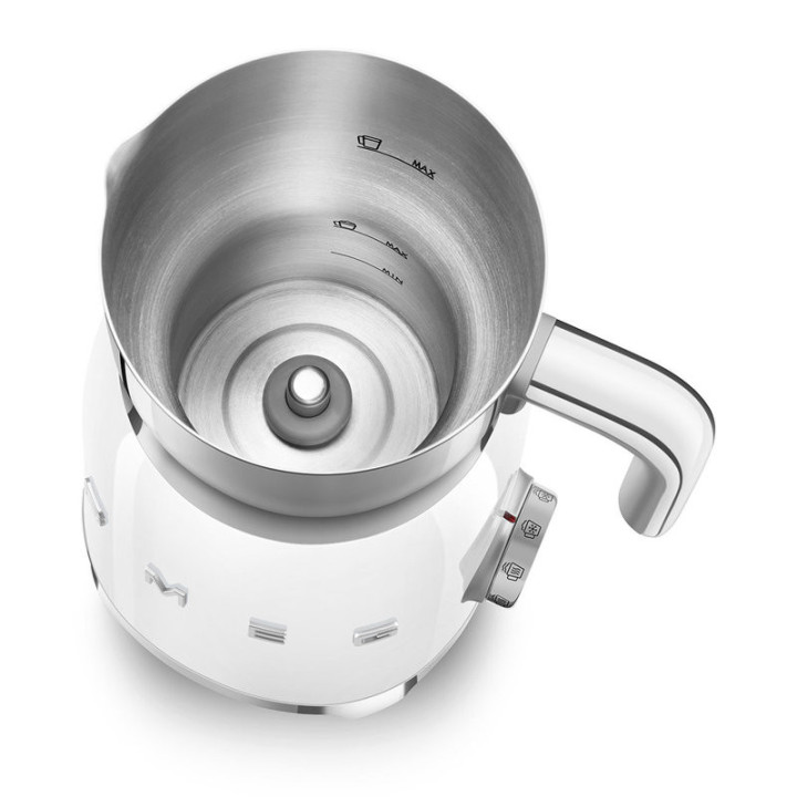 Chocolatière SMEG Blanc MFF11WHEU – Multifonction & Mousseur | Ménachoc