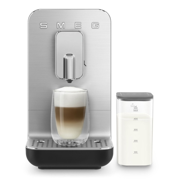 Machine à café automatique SMEG BCC13BLMEU Noir Mat avec Broyeur Intégré