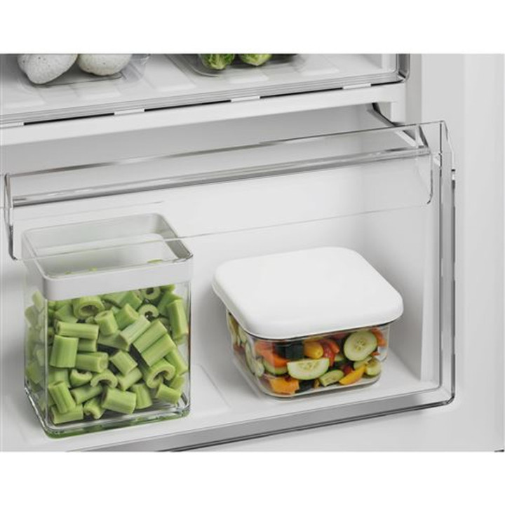 Réfrigérateur Combiné Encastrable 178cm 249L Glissières Electrolux KNS3SE18S Blanc Conservation Optimale ELECTROLUX