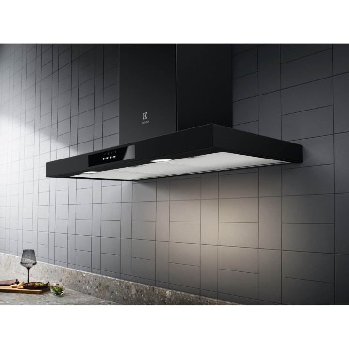 Hotte décorative murale ELECTROLUX LFT429K 90 cm Série 600 | Ménachoc