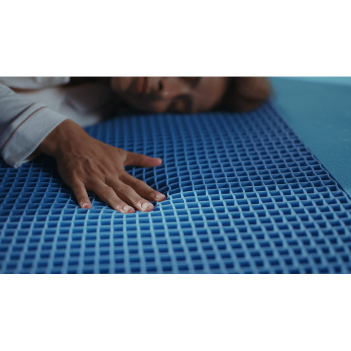 Matelas Emma Original Elite composé de mousse et technologie AirGrid®