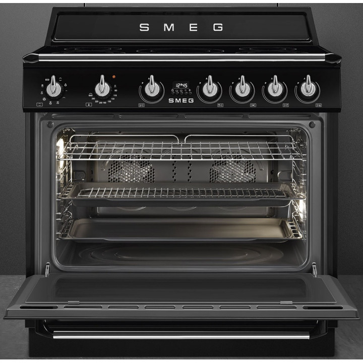 Piano de cuisson SMEG TR90IMBL vue de face porte ouverte