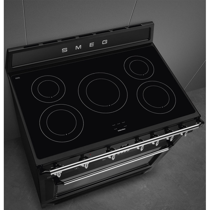 Piano de cuisson SMEG TR90IMBL vue de face