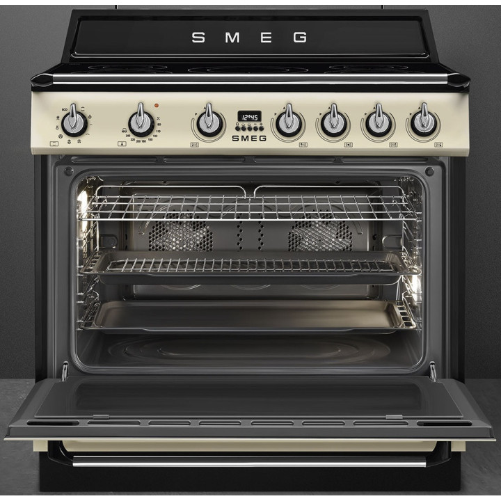 Piano de cuisson SMEG TR90IMP vue de face porte ouverte