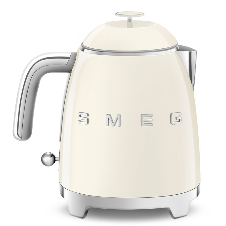 Mini Bouilloire SMEG Crème KLF05CREU | Ménachoc