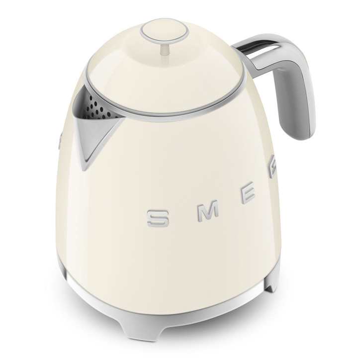 Mini Bouilloire SMEG Crème KLF05CREU | Ménachoc