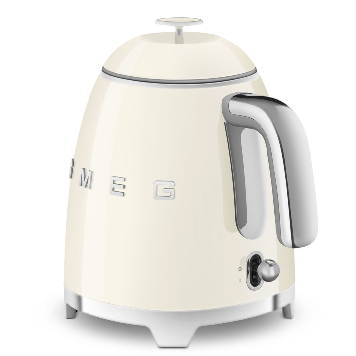 Mini Bouilloire SMEG Crème KLF05CREU | Ménachoc