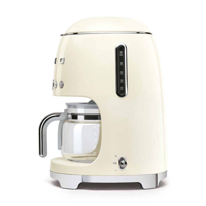 Cafetière filtre SMEG Crème DCF02CREU | Ménachoc