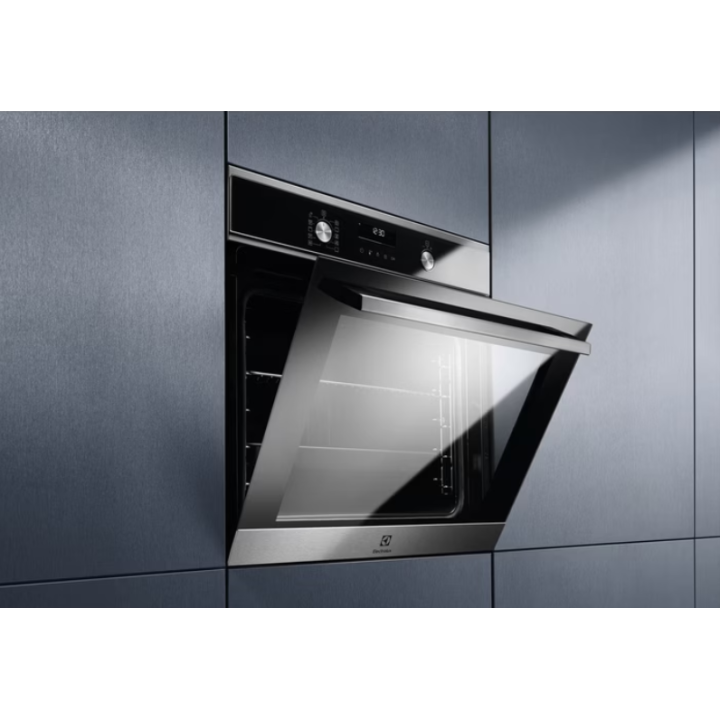 Four Encastrable Pyrolyse 600 SurroundCook® ELECTROLUX EOF6P76X  | Ménachoc